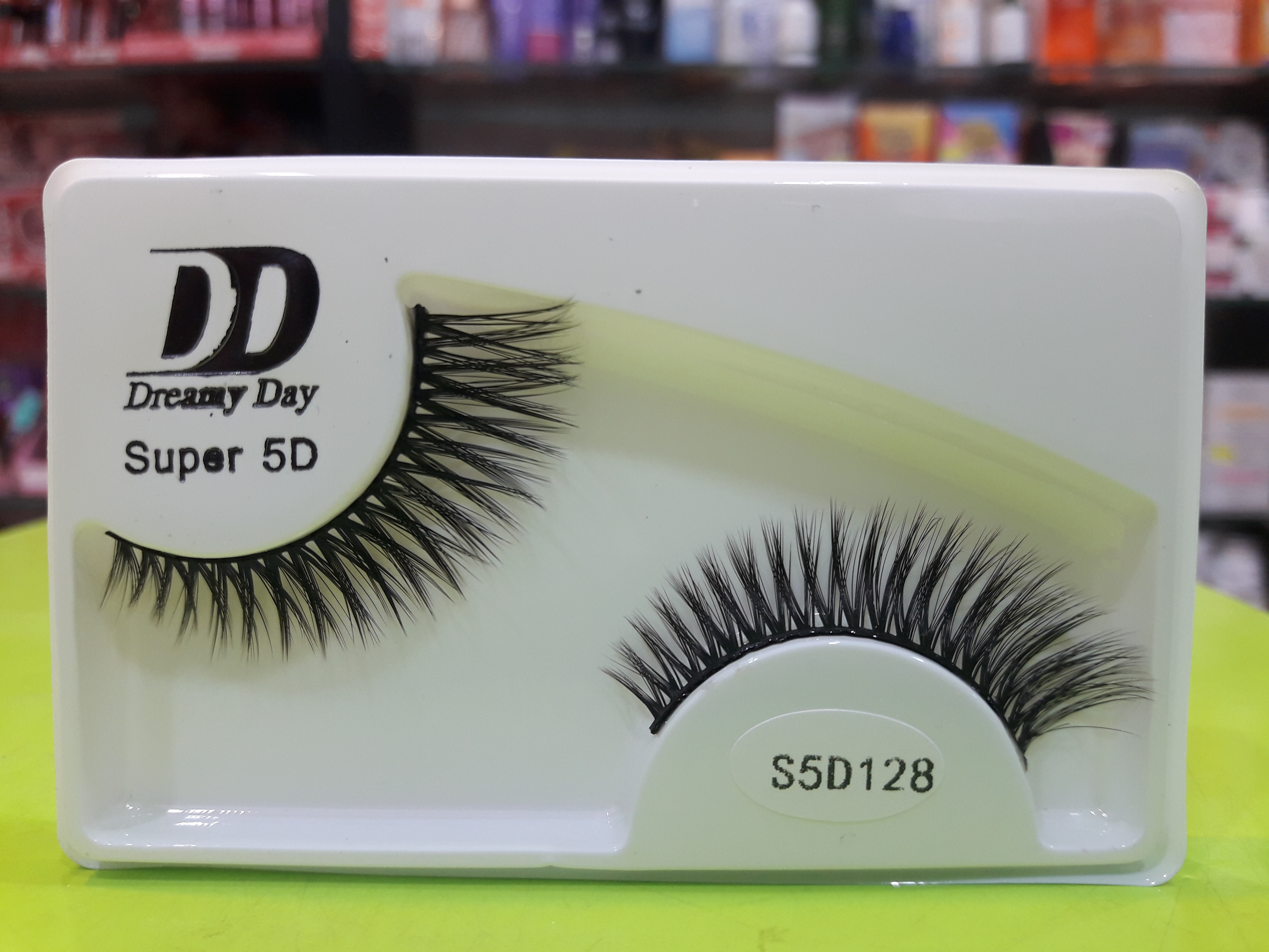 مژه سه بعدی ، درمی دی S5D128