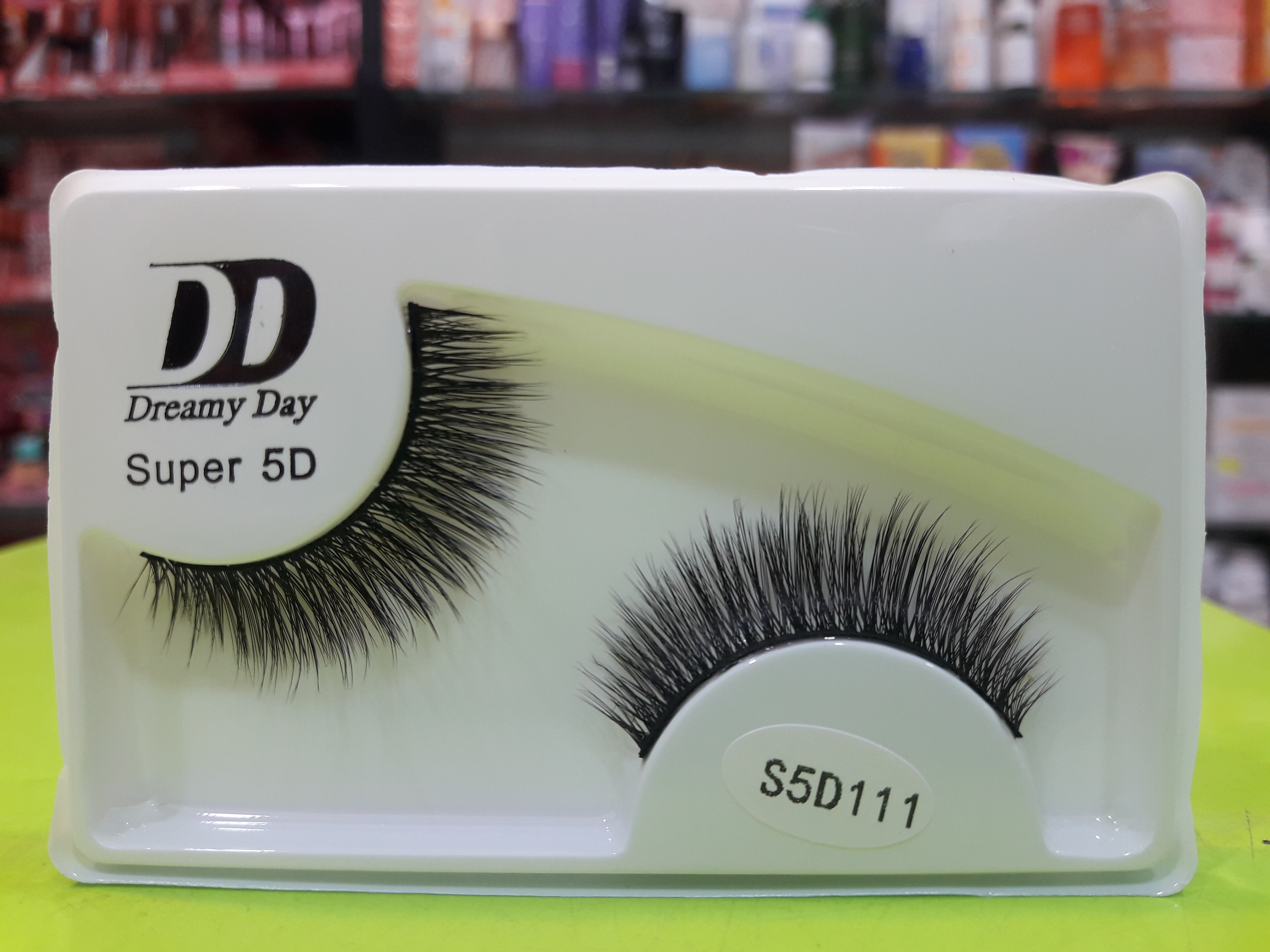 مژه سه بعدی ، درمی دی S5D111