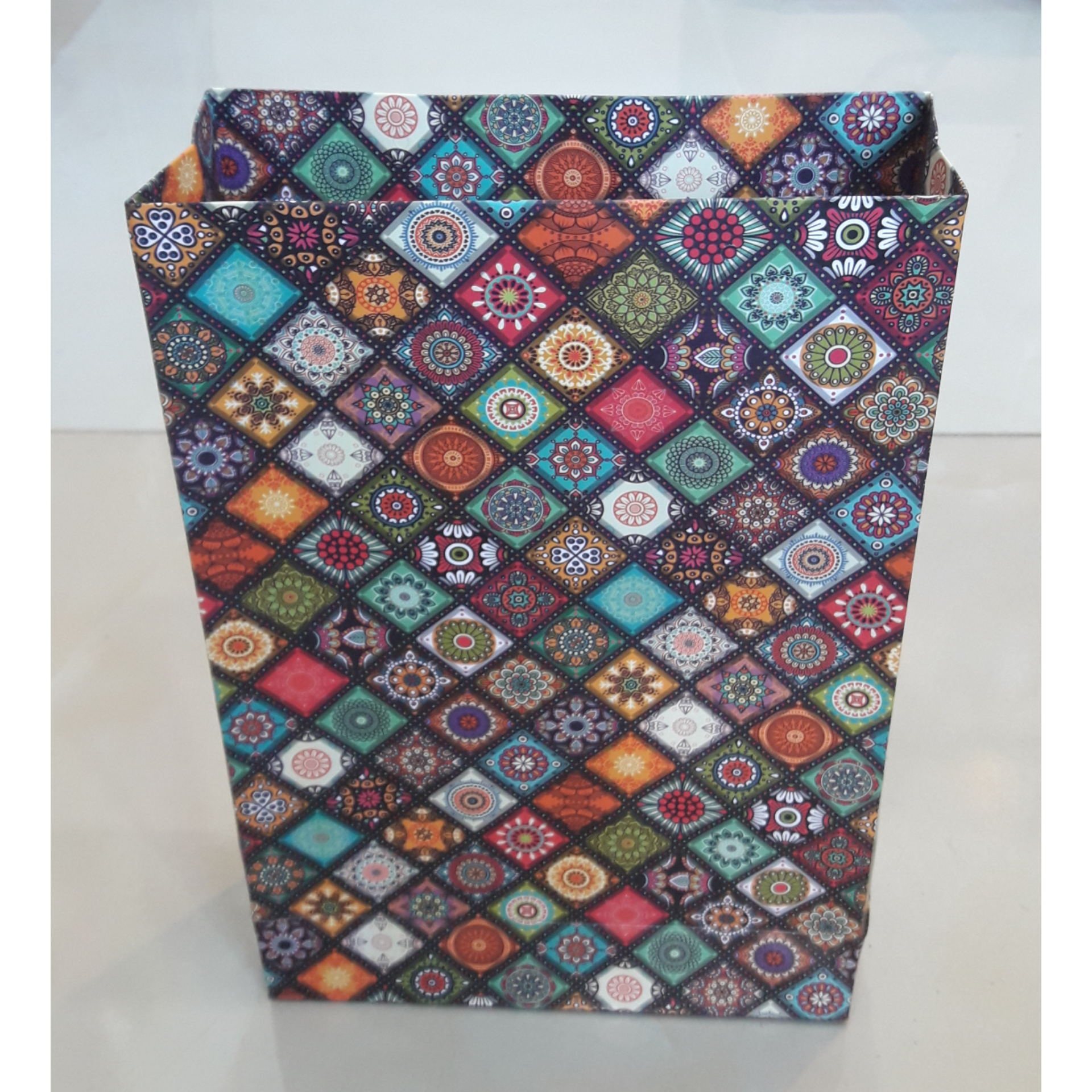 ساک دستی کاغذی بزرگ ، طرح فرش