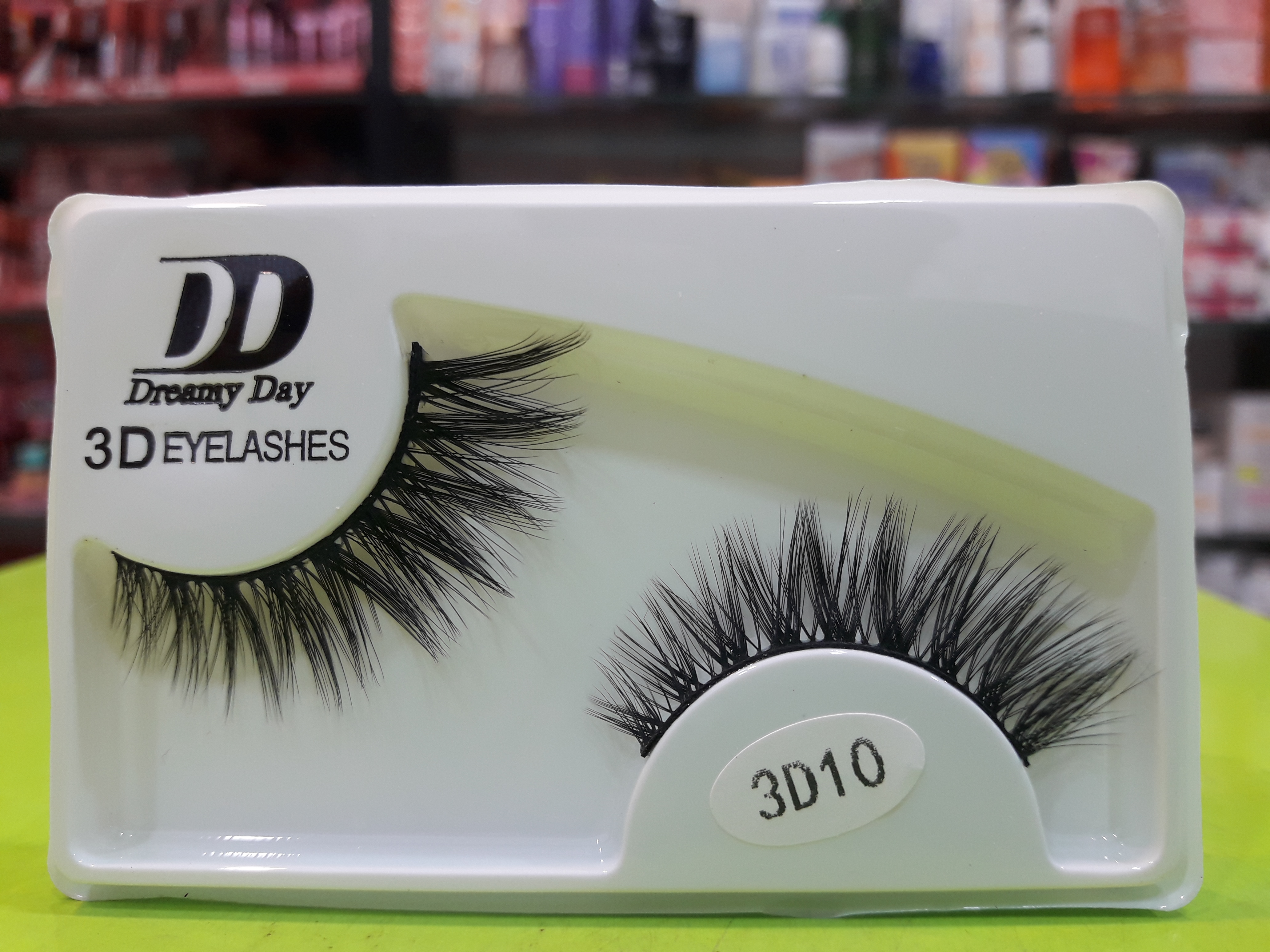 مژه سه بعدی ، درمی دی 3D10